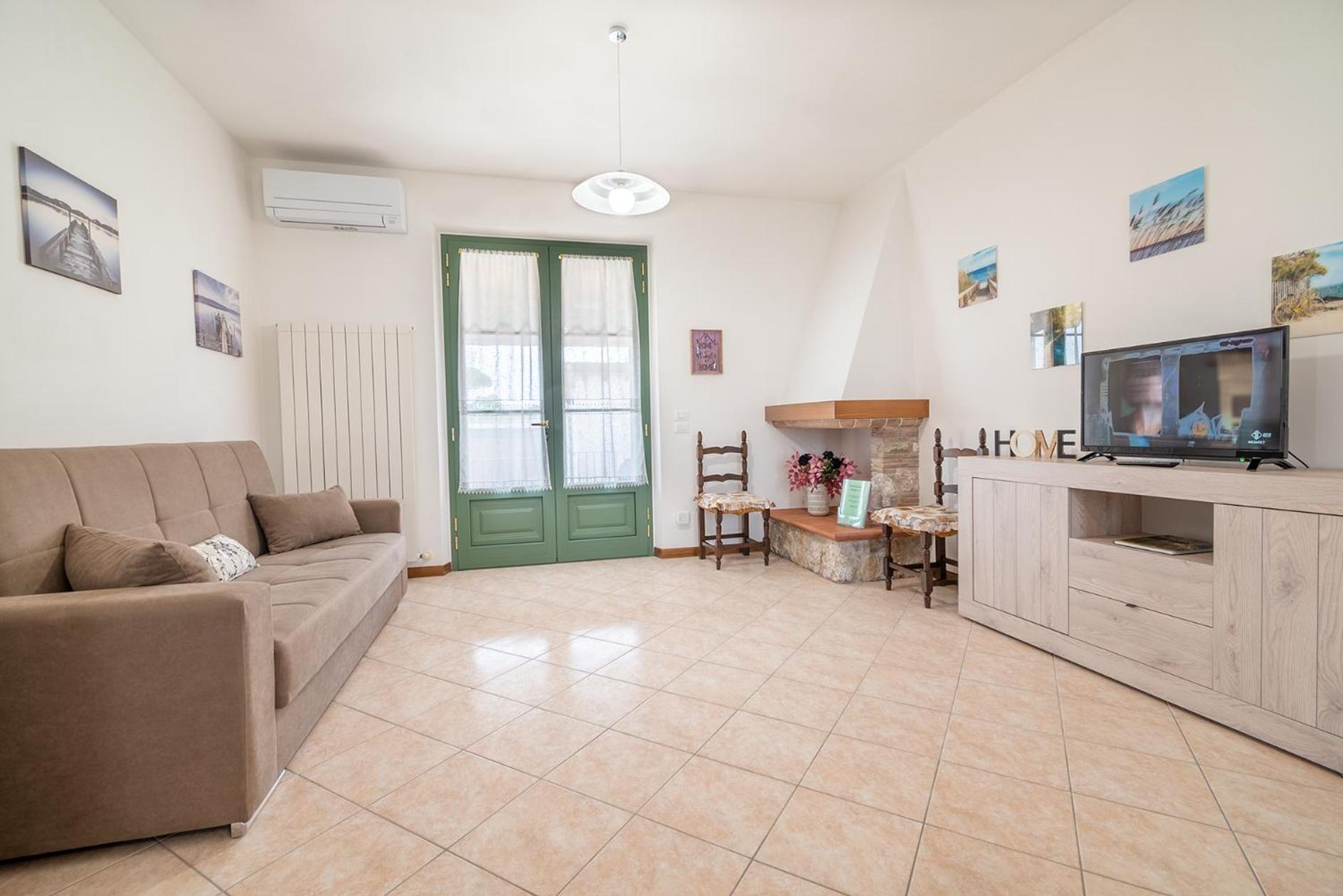 Casa Vacanze Dalla Ci Capezzano Pianore Exterior photo