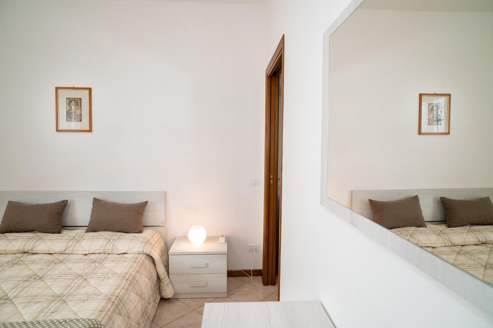 Casa Vacanze Dalla Ci Capezzano Pianore Exterior photo